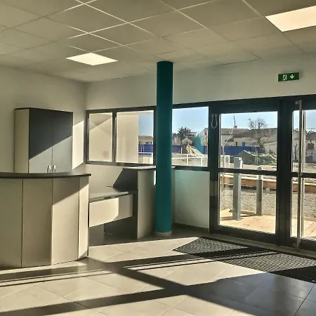 Pavillon Dans Une Recente. V16 Villa *