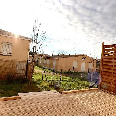 Pavillon Dans Une Recente. V16 Villa *